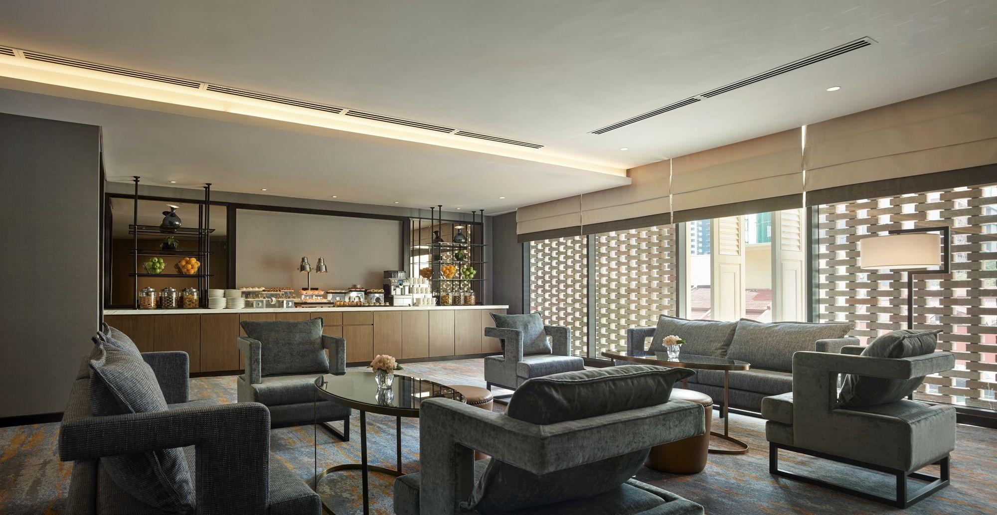 Hotel Stripes Kuala Lumpur, Autograph Collection Kültér fotó The Club Lounge at the Conrad Istanbul Bosphorus