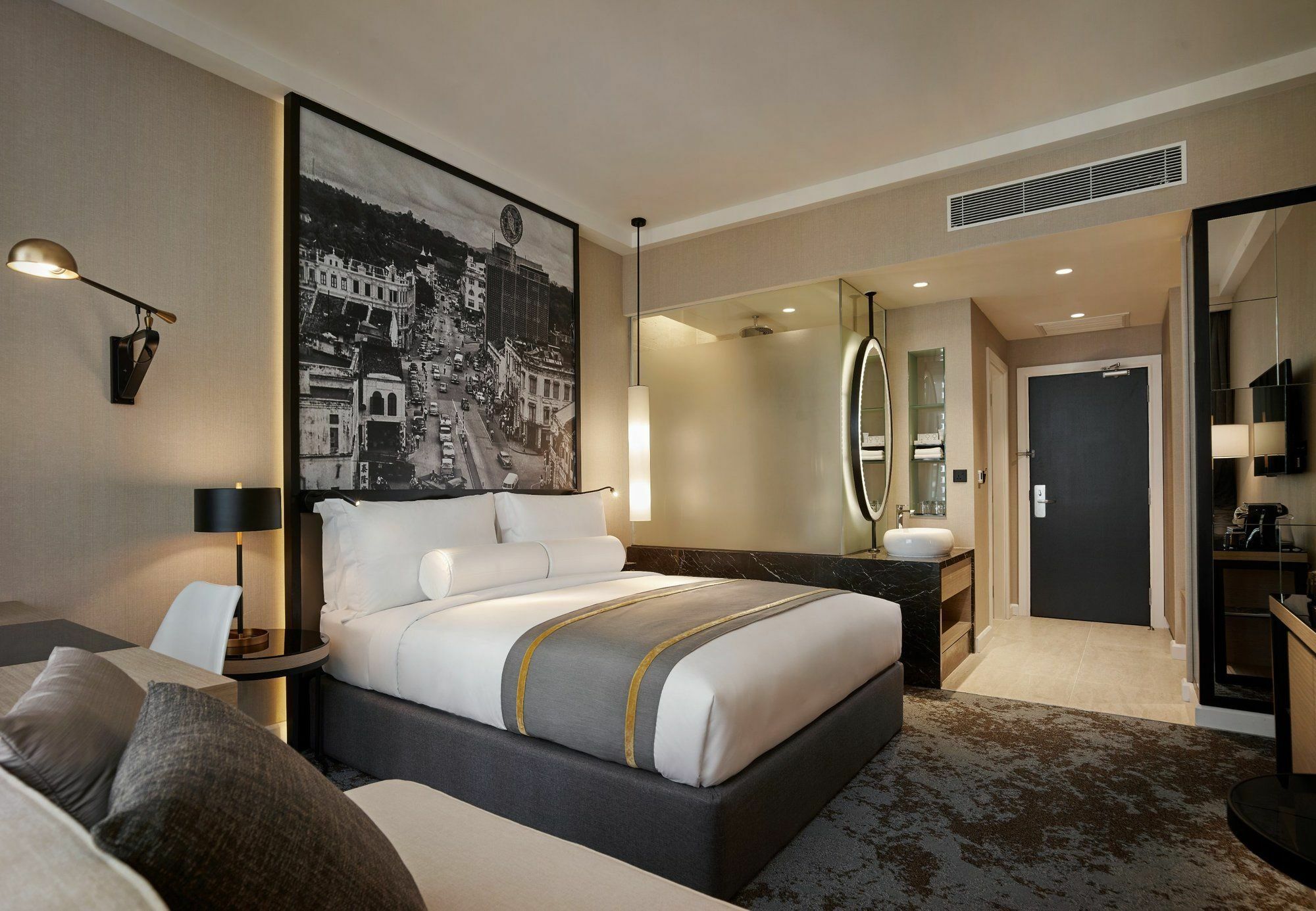 Hotel Stripes Kuala Lumpur, Autograph Collection Kültér fotó Deluxe Room